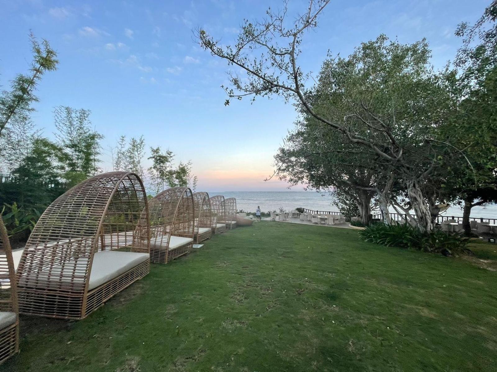 Mactan Newtown 8 Boulevard Deluxe Punta Engano  Екстер'єр фото