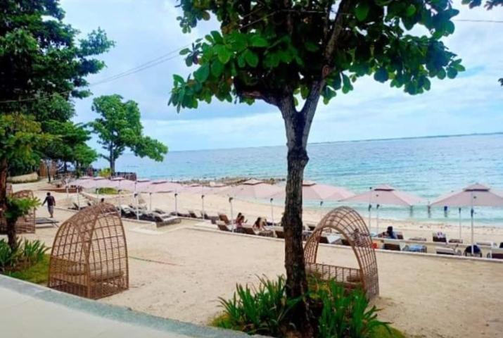 Mactan Newtown 8 Boulevard Deluxe Punta Engano  Екстер'єр фото