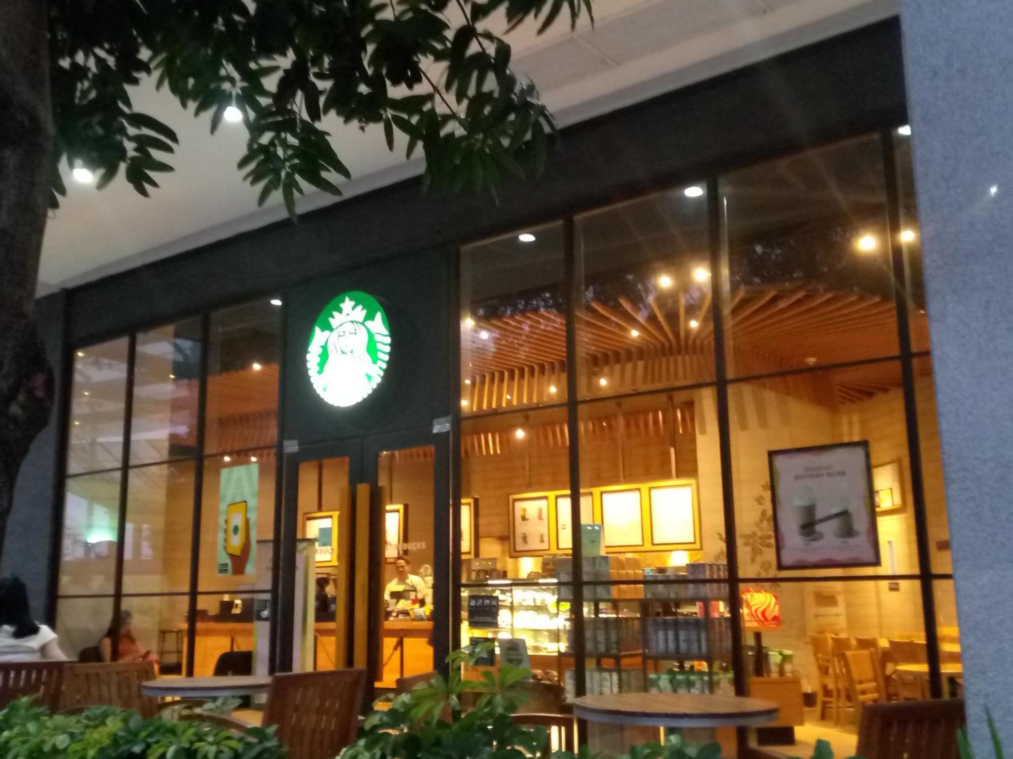 Mactan Newtown 8 Boulevard Deluxe Punta Engano  Екстер'єр фото