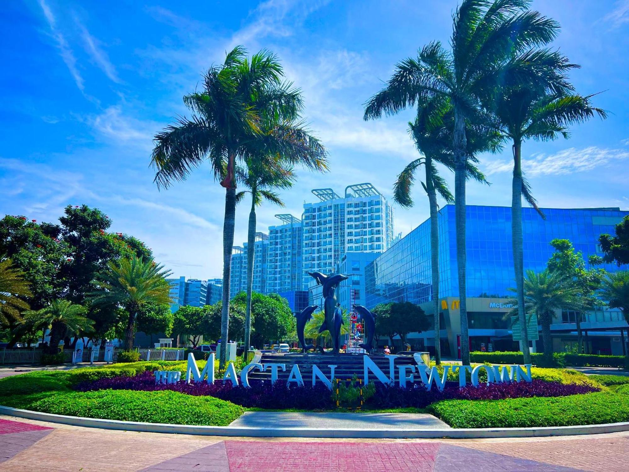 Mactan Newtown 8 Boulevard Deluxe Punta Engano  Екстер'єр фото